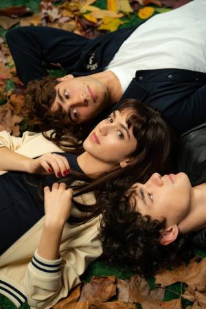 Yavaşça Söyle (2025)